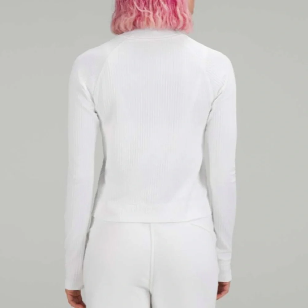 Lululemon Rest Less Cropped Half Zip - Picture 10 of 12
